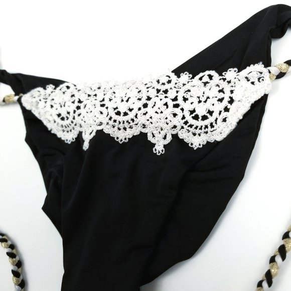 BEACH BUNNY | Black Lace Scrunch Butt Bikini Small - Picture 4 of 13